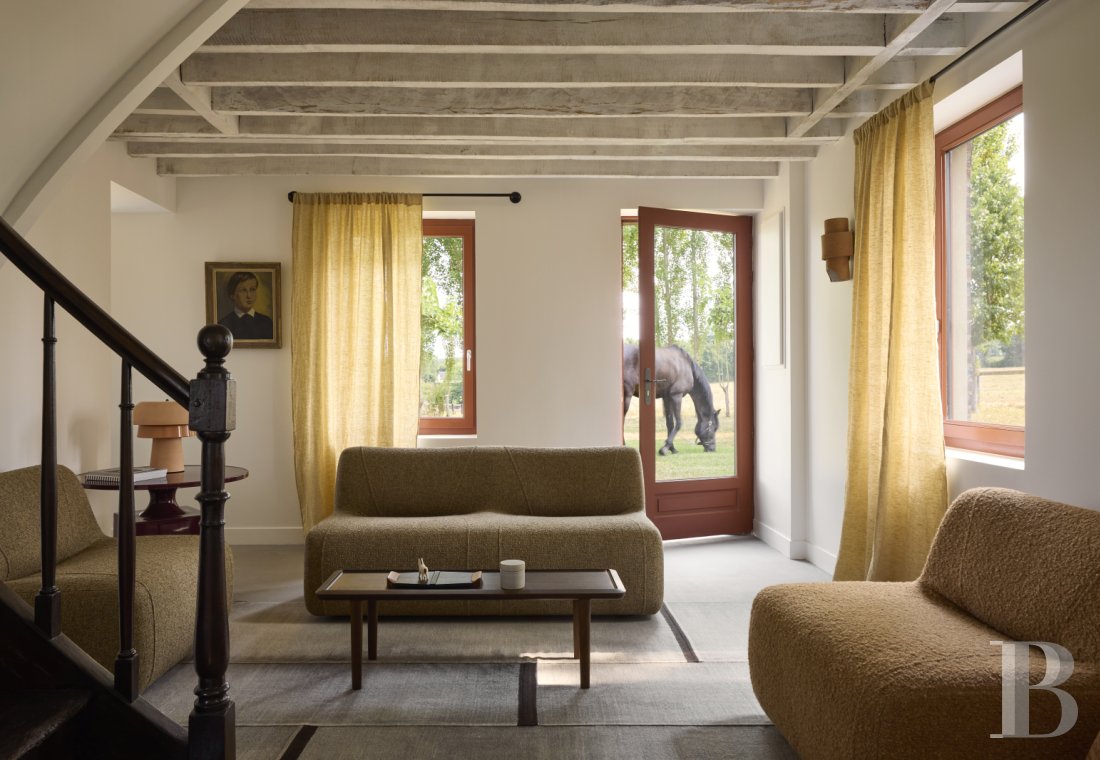 En Pays d’Auge, non loin de Lisieux, une ancienne ferme du 19e siècle transformée en paradis équestre - photo  n°5